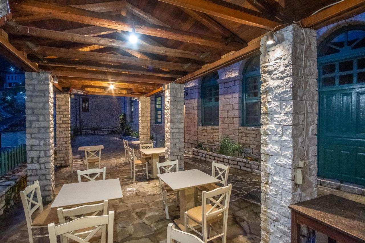 The Old School Boutique Hotel Sirako Exterior photo